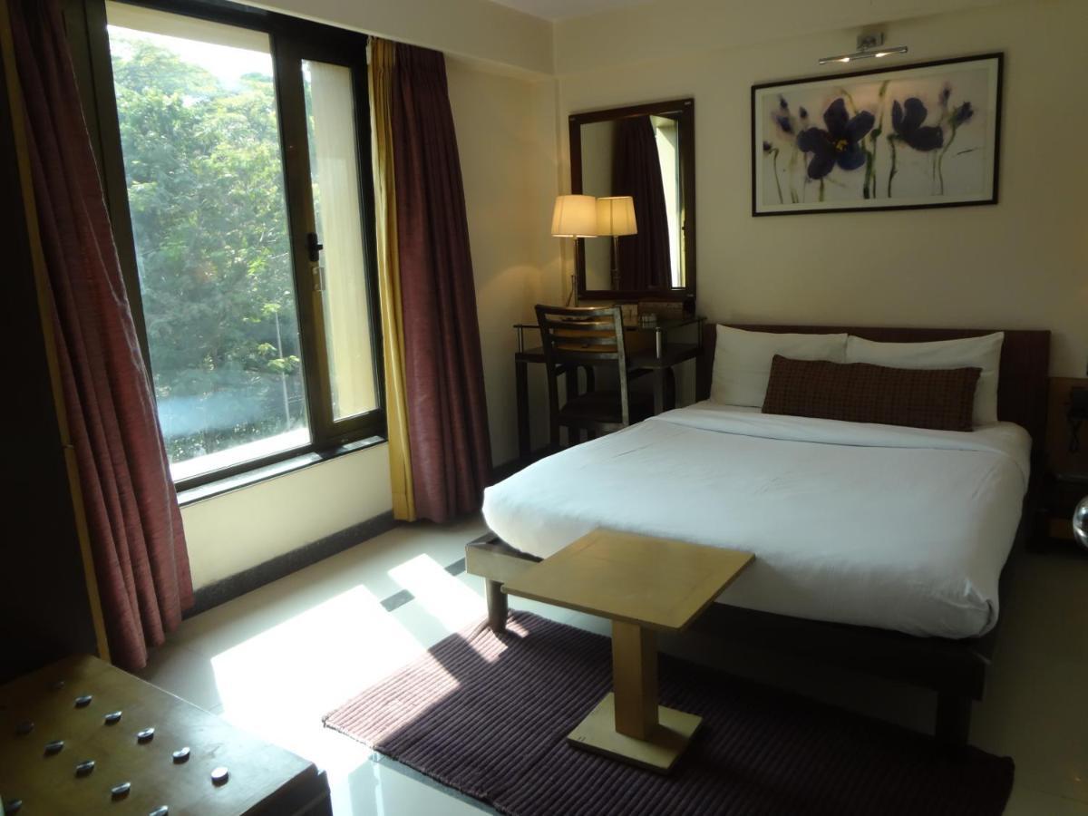 Hotel Sapna Marine Mumbai Bagian luar foto
